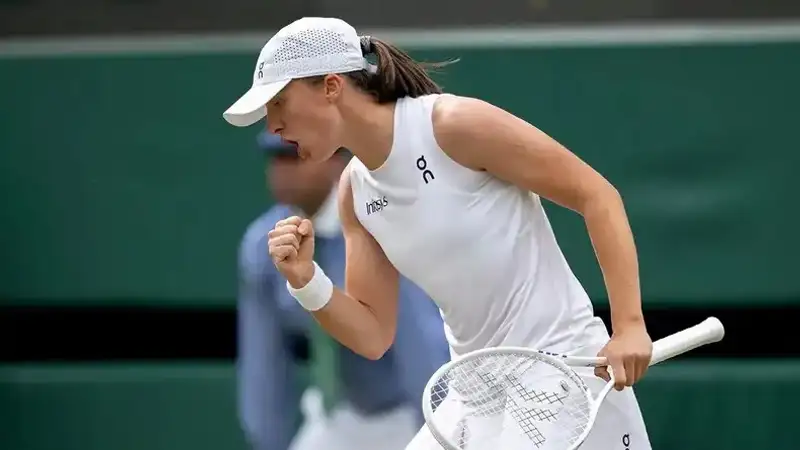 Ига Швёнтек 