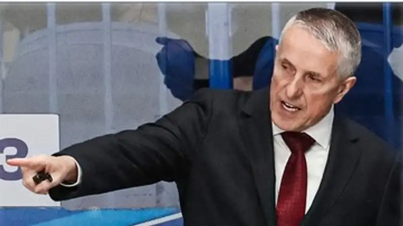 Действующий чемпион КХЛ назвал нового главного тренера