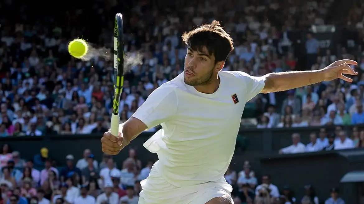 Алькарас первым квалифицировался на Итоговый турнир ATP Алькарас первым квалифицировался на Итоговый турнир ATP