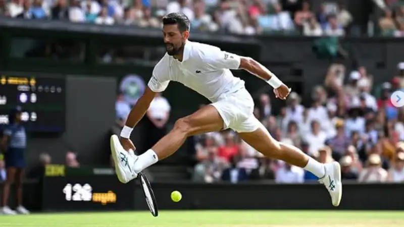 Джокович станцевал 