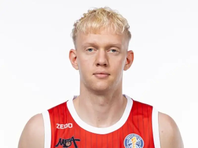 Даниил Касаткин