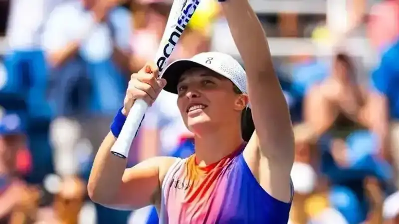 Ига Швёнтек 