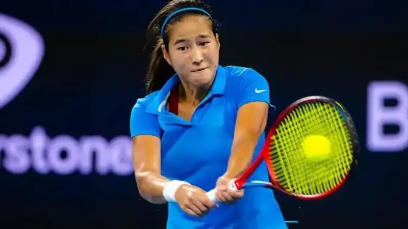 Жибек Куламбаева 