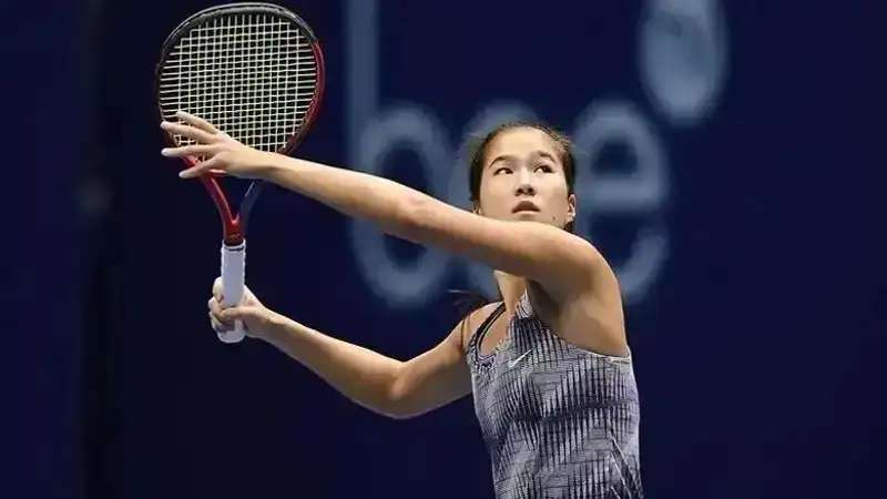 Жибек Куламбаева 