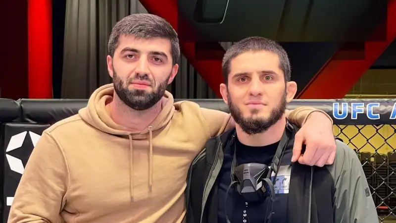 Менеджер Махачева назвал самого сложного соперника для Ислама