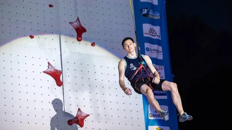 Казахстанский скалолаз выиграл "серебро" Кубка мира