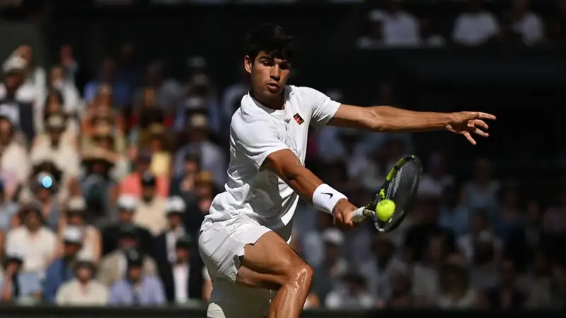 Алькарас прокомментировал поражение от Синнера в финале "Уимблдона"