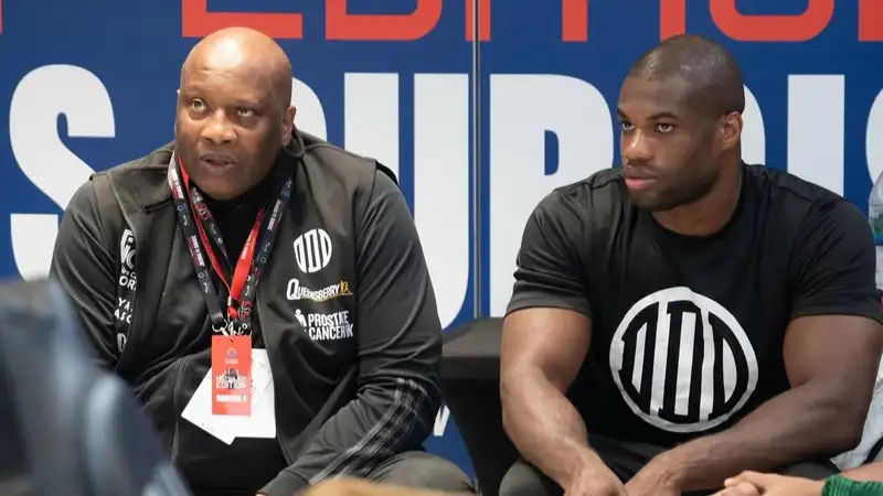 "Мы разработали отличный план": тренер Дюбуа уверен, что его подопечный победит Усика