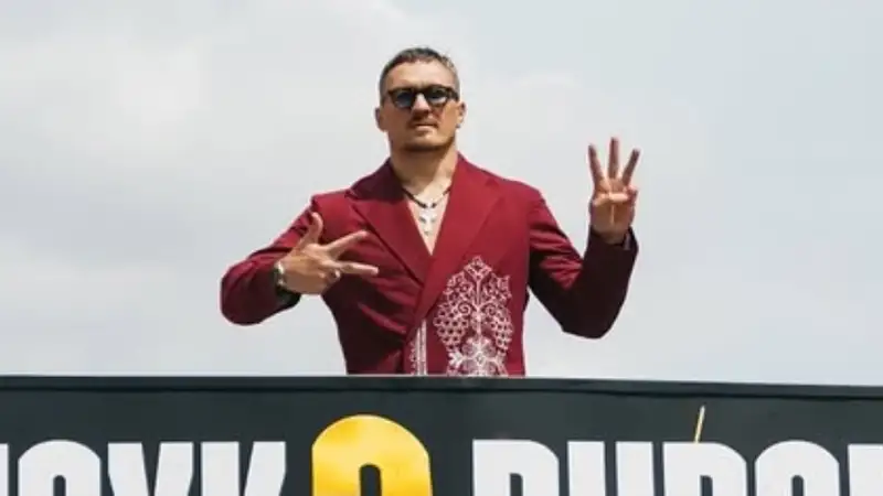 "У него есть слабые места": Усик заявил, что Дюбуа боится его