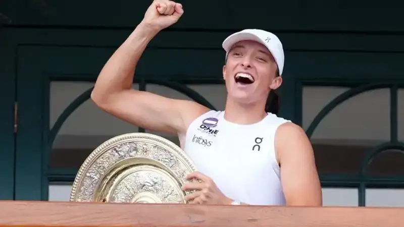 Ига Швёнтек  