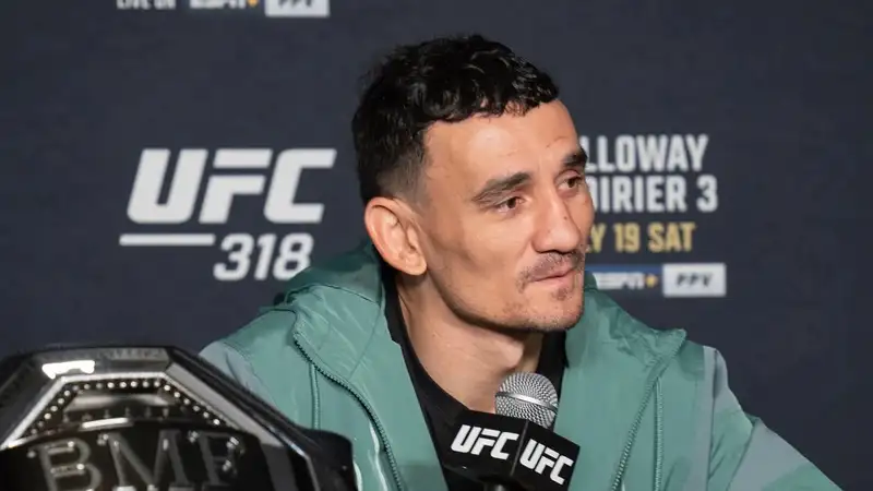 Макс Холлуэй 