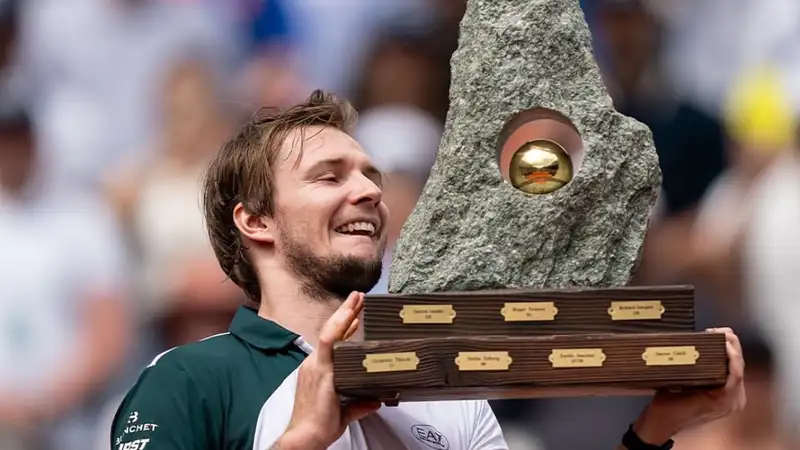 "Это был не теннис, а настоящая пытка": Бублик высказался о победе на турнире в Гштааде