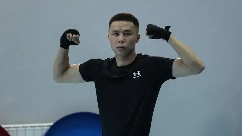 В мировом боксе вынесли вердикт, кто круче в профессионалах: казахстанец Бибосынов или Дусматов из Узбекистана