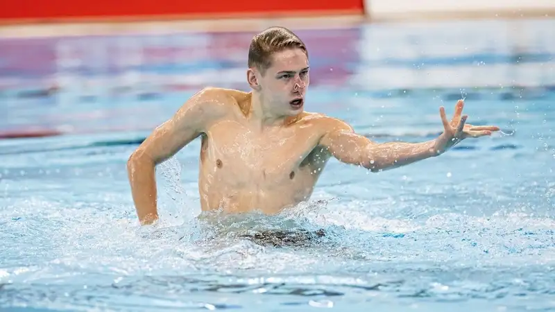 Казахстанец стал восьмым