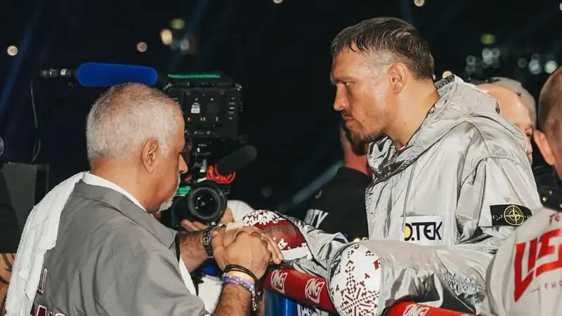 Александр Усик 