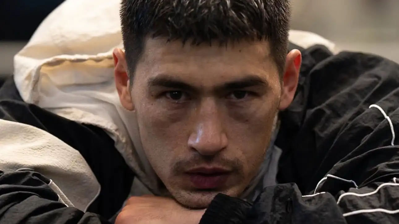 Дмитрий Бивол Дмитрий Бивол