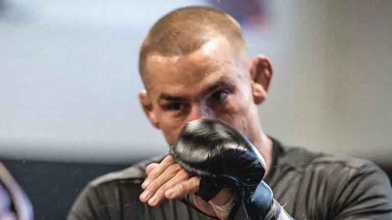 Порье высказался о поражении от Холлоуэя