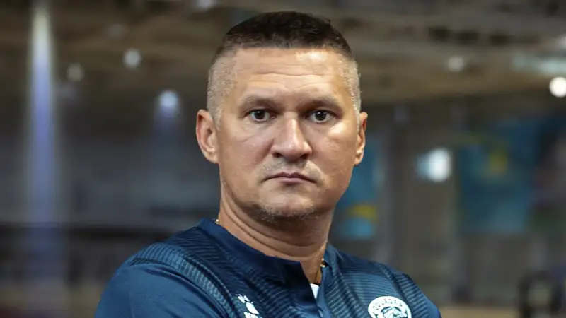 Неудачник последнего сезона чемпионата Казахстана представил обновлённый тренерский штаб