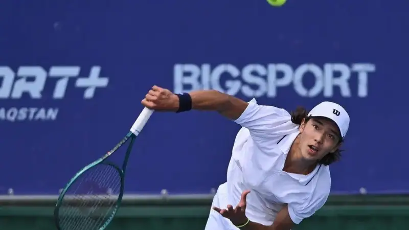 Амир Омарханов