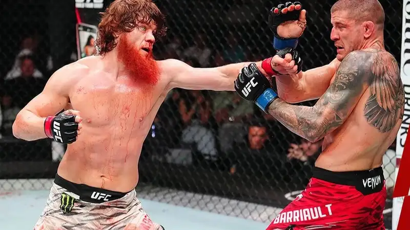 Шара Буллет госпитализирован после боя с Барриосом на UFC