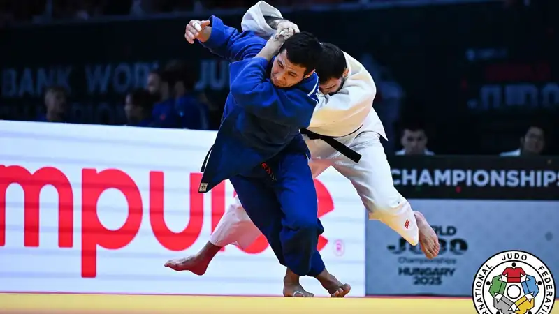 Ануарбеков проиграл матч за бронзу