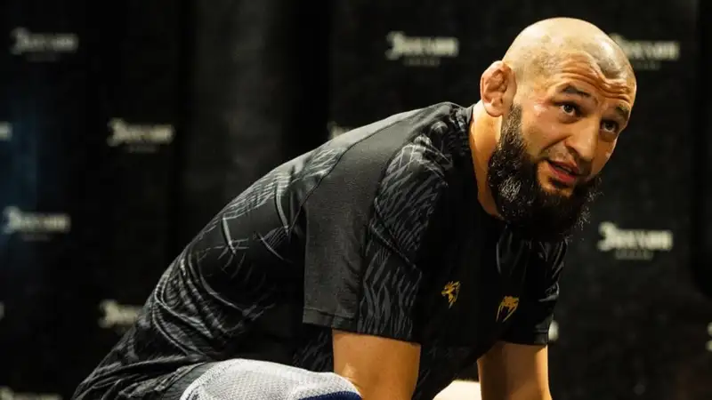 "Всех убьём": Чимаев прокомментировал предстоящий бой с дю Плесси