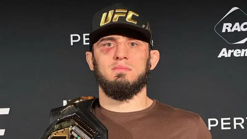 Ислам Махачев