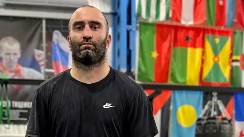 Бывший сокомандник Головкина выступит 23 августа в США