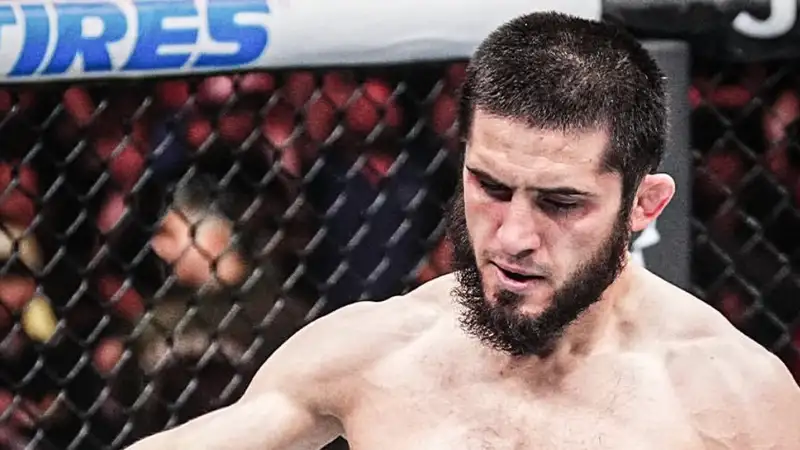 Ислам Махачев