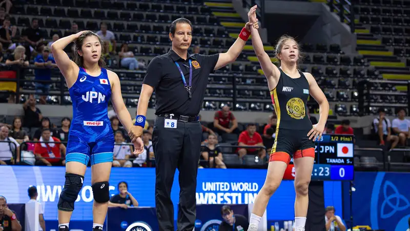 Казахстанка вышла в финал чемпионата мира по борьбе