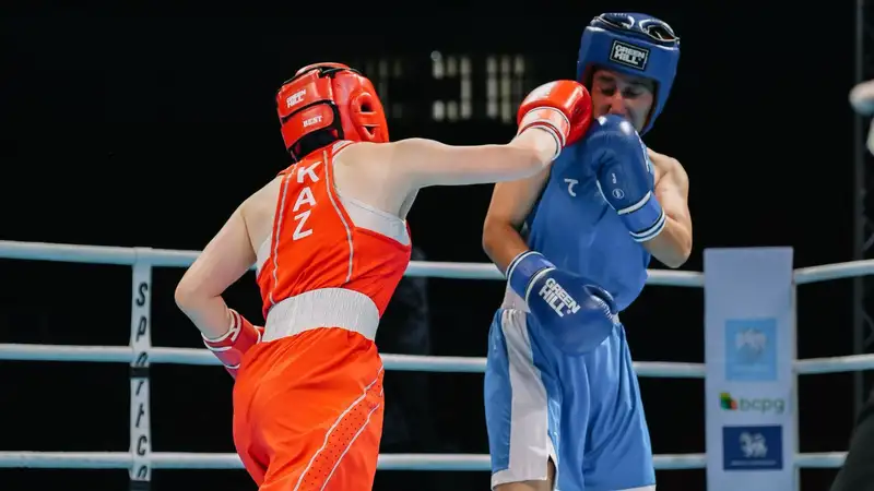 Драматичным камбэком с нокдауном завершилось первое противостояние Казахстан - Узбекистан на чемпионате Азии