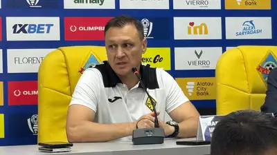 Главный тренер "Кайрата" поделился впечатлением от победного пенальти Сатпаева в конце матча против "Слована"