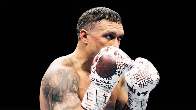 Александр Усик