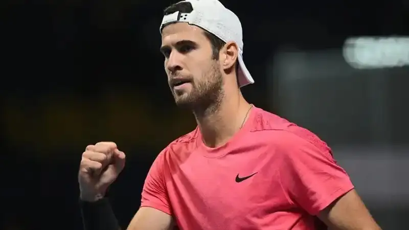 Карен Хачанов 