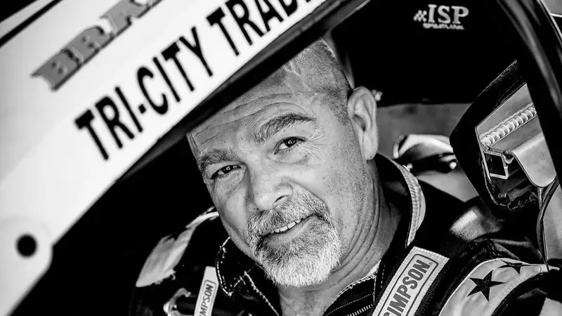 Гонщик скончался после аварии в США