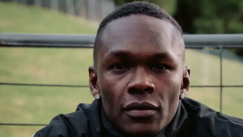 Исраэль Адесанья