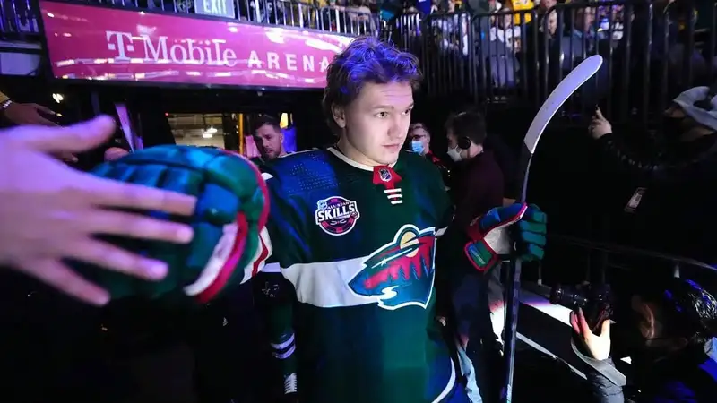 Кирилл Капризов