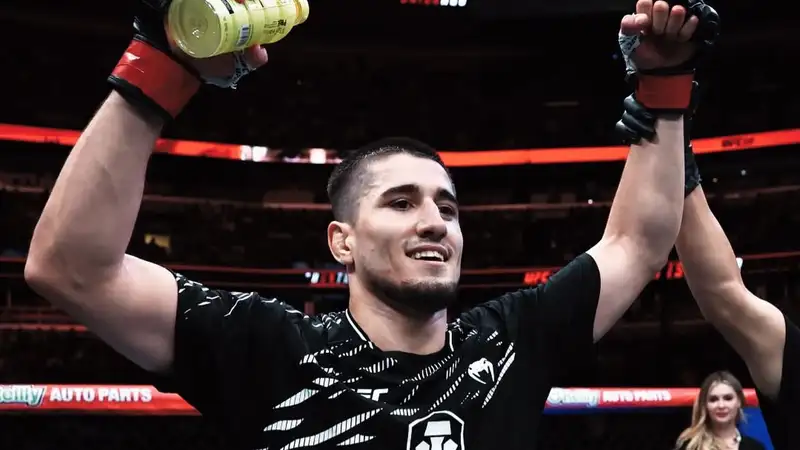 Байсангур Сусуркаев успешно дебютировал в UFC