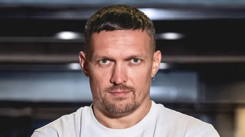 Александр Усик