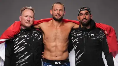 Ренье де Риддер выразил готовность подраться с Хамзатом Чимаевым на UFC 321