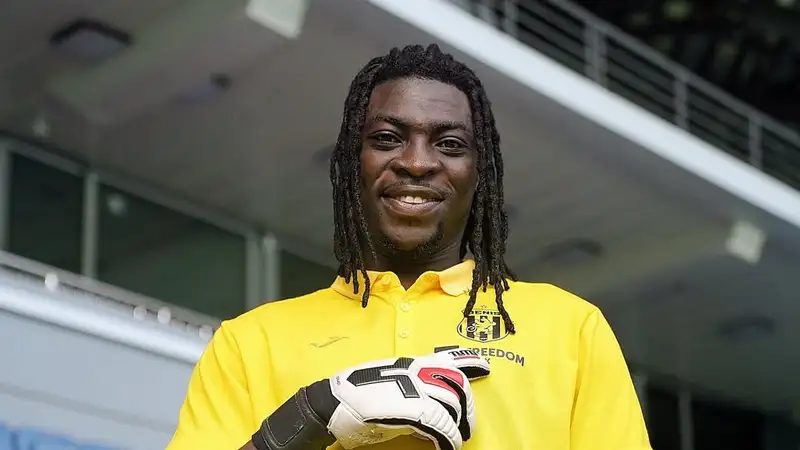 Ганский вратарь подписал контракт с "Женисом"