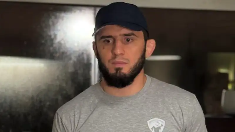 Махачев высказался о поединке против Делла Маддалены