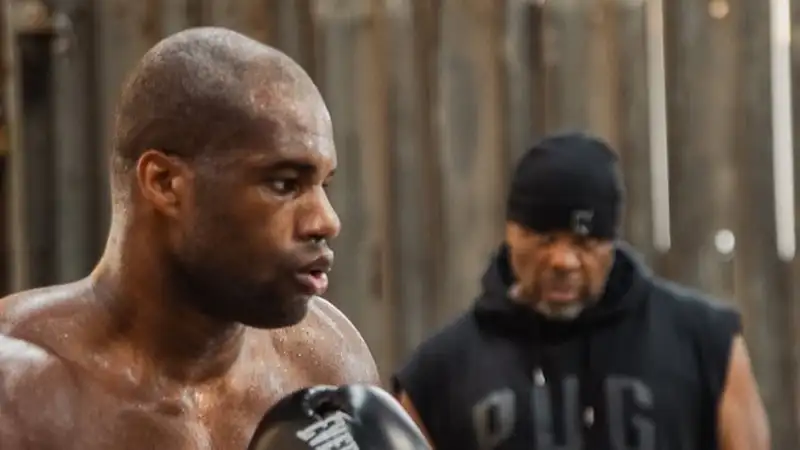 Дюбуа высказался об Усике и своём будущем