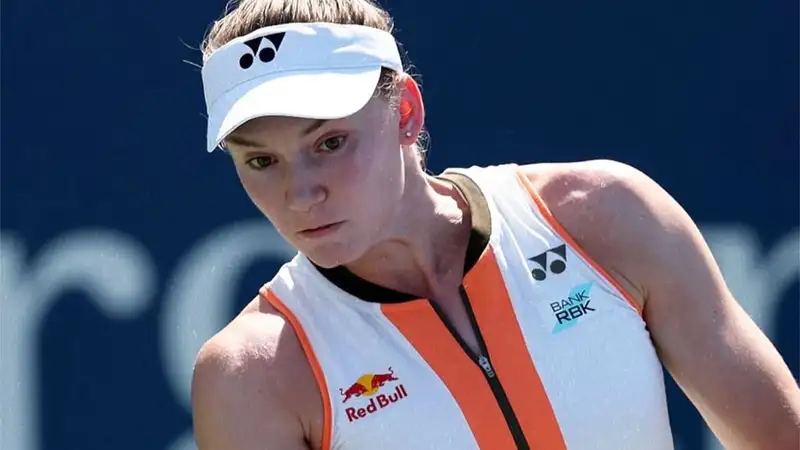 Появилось видео уверенной победы Рыбакиной в первом круге US Open-2025
