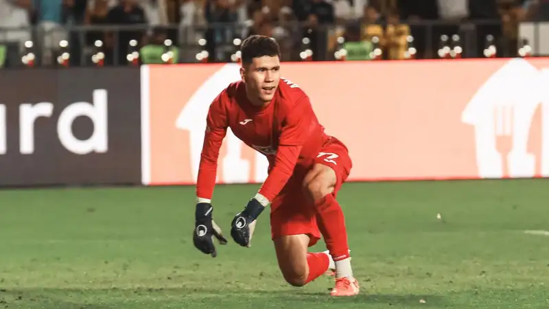 "Темирлан Анарбеков - герой": УЕФА оценила игру сенсационного вратаря "Кайрата" в игре против "Селтика" в ЛЧ