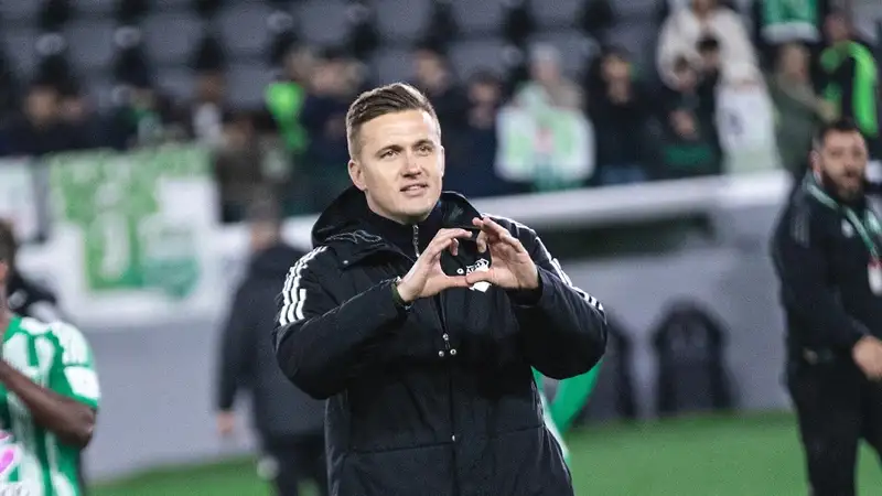 Экс-главный тренер "Кайрата" отреагировал на исторический успех и посмарил хейтеров