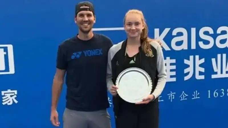 Фото: instagram.com/stefanovukov