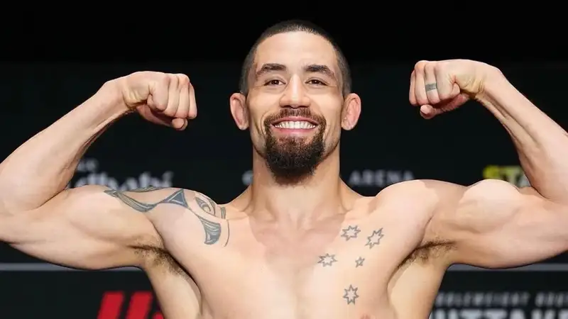 Экс-чемпион UFC сделал прогноз на бой Маддалена - Махачев