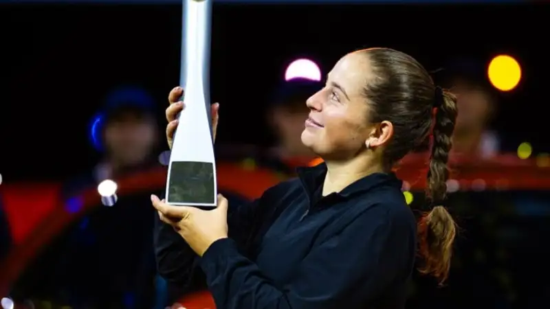 Остапенко оскорбила Таусенд