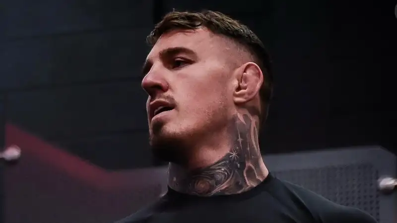 Том Аспиналл